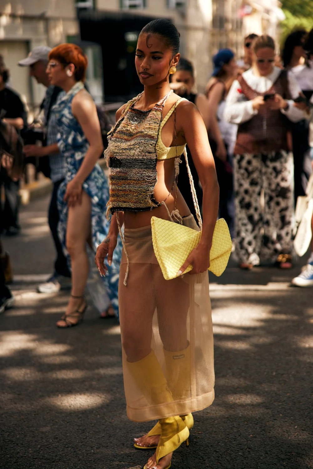 Yellow Footwear Emerges as the Defining Subtle Trend for the Spring-Summer 2026 Fashion Season