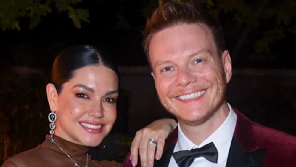 Belmond Gala in São Paulo Highlights Luxury Experiences and Celebrity Style, While Thaís Fersoza Unveils a Decade-Long Family Tradition.