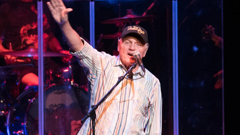 Bruce Johnston Announces Departure from Regular Beach Boys Touring, Shifting Focus to Songwriting and Special Engagements