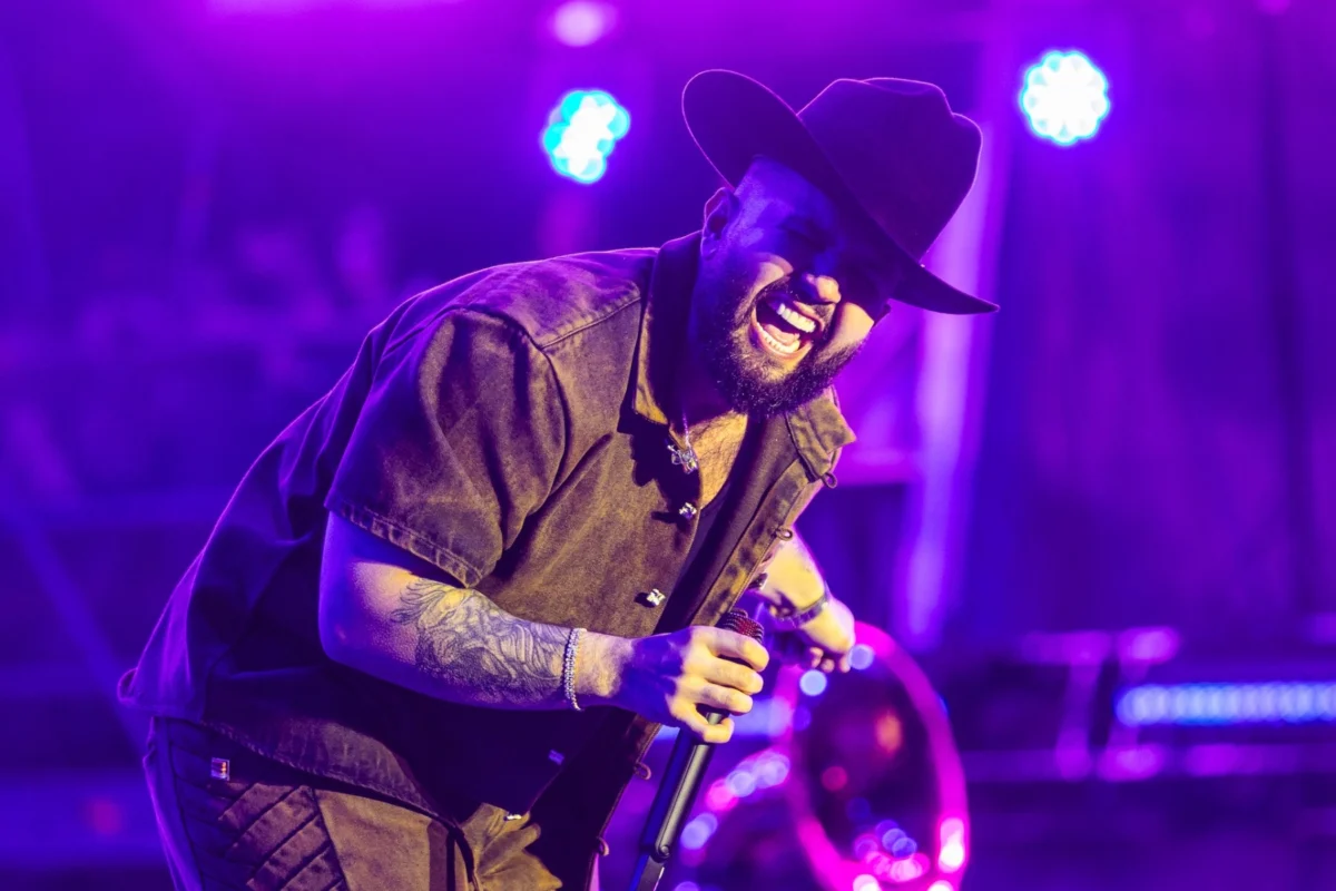 La Cura Fest Ignites Hermosillo: Carin León’s Vision for Cultural Celebration and Economic Boost Draws 70,000