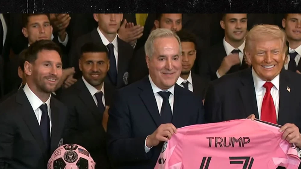 Lionel Messi, Inter Miami FC Visit Donald Trump At White House … With Fancy Gift In Tow!