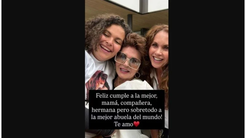 Lucero enternece a sus fans con tierno mensaje para su mamá: “Te adoro”