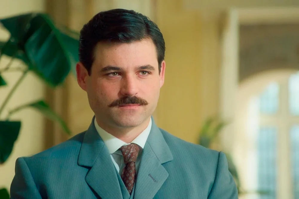 Manuel Returns to La Promesa Palace Amidst Lingering Tensions and Unresolved Emotions