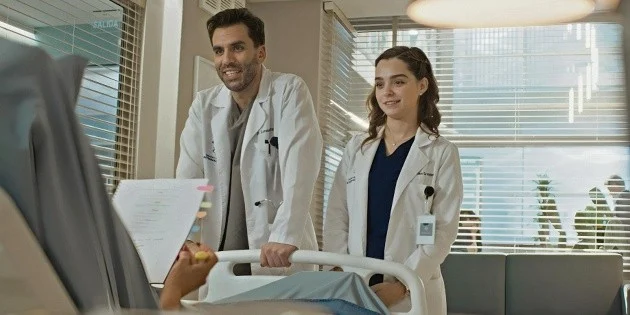Mexican Series ‘Doc’ Premieres on Netflix, Redefining Medical Drama Through Memory, Identity, and Second Chances