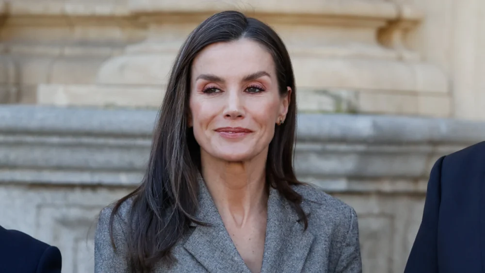 Queen Letizia of Spain Champions the Future of Journalism and Domestic Fashion at RTVE International Reporting Ceremony