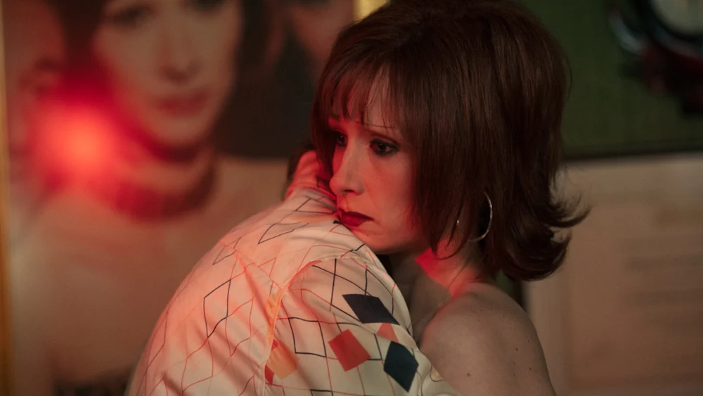 Rafaela y su Loco Mundo Explores Absurdist Humor and Artistic Evolution