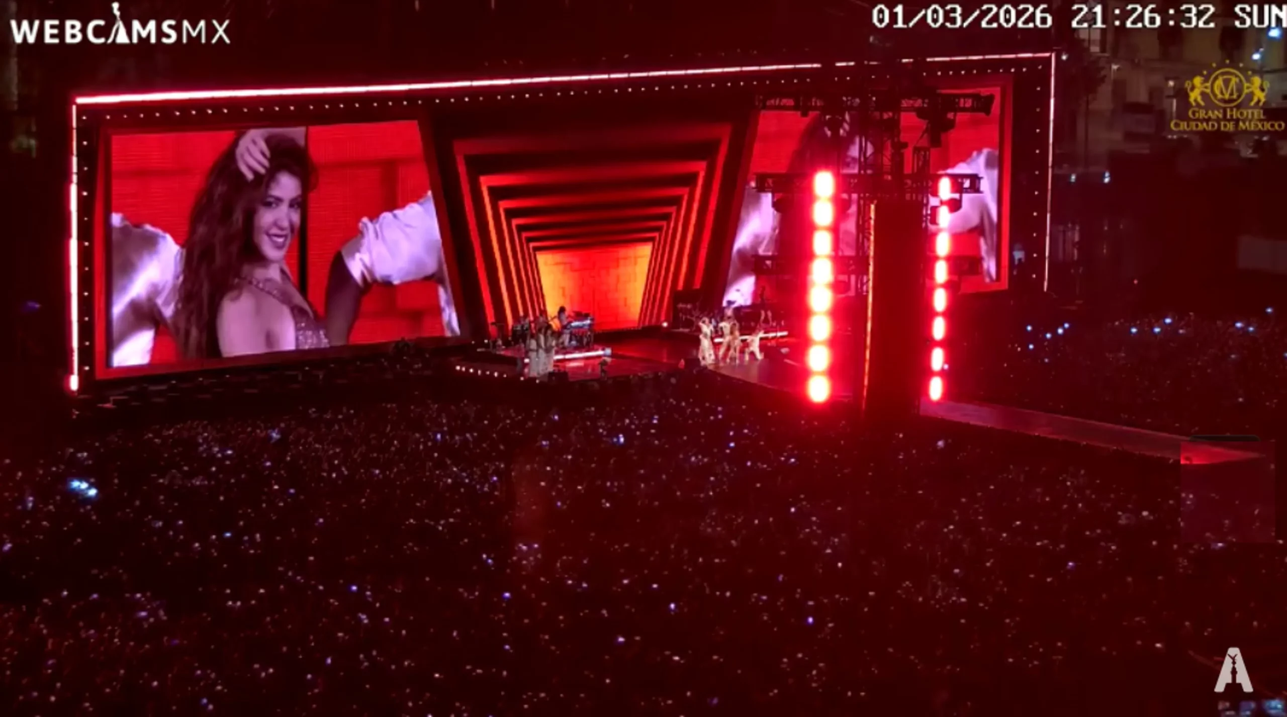 Shakira Electrifies Mexico City: Zócalo Packed for Historic Free Concert