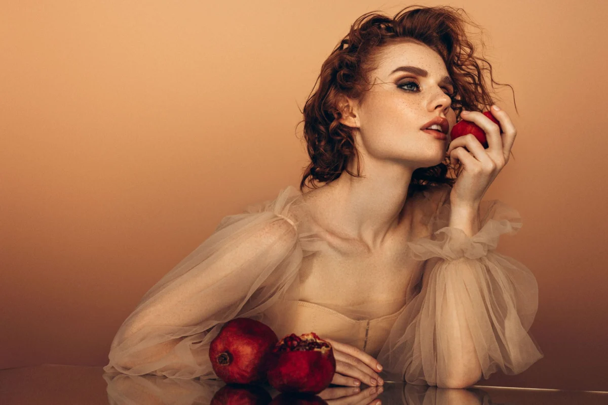 The Comprehensive Guide to Polyphenols: Understanding Their Role in Anti-Inflammatory Nutrition and Long-Term Health