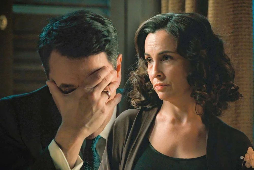 The Thursday, March 5th Episode of ‘Sueños de Libertad’ Sees Álvaro Pressure Beatriz to Solicit More Funds from Gabriel