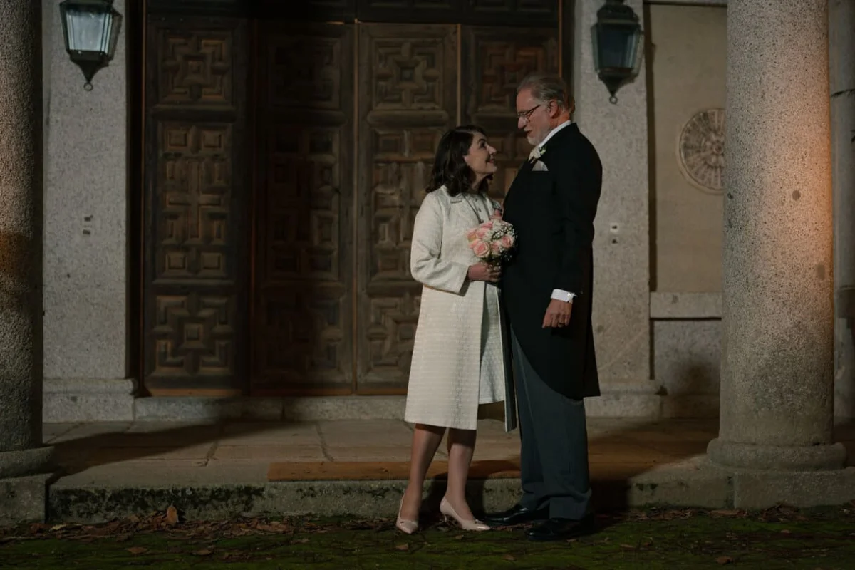 The Unveiling of a Forbidden Love: Five Decades of Obstacles for Damián and Digna in "Sueños de Libertad"