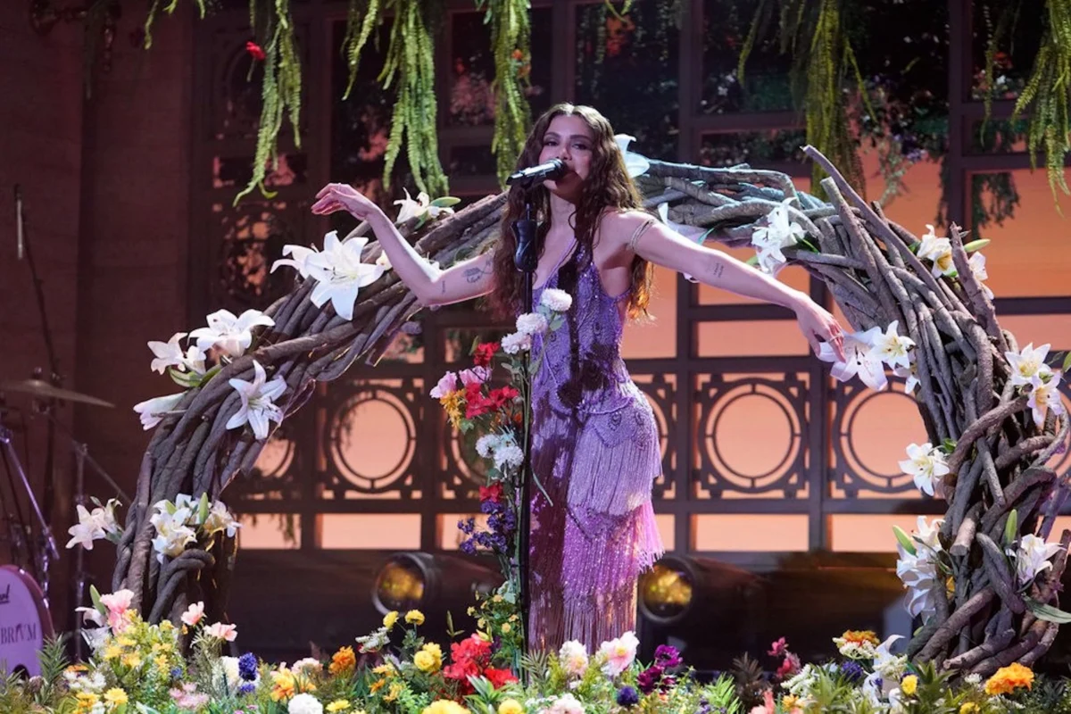 Anitta Makes Highly Anticipated Saturday Night Live Debut Alongside Host Colman Domingo