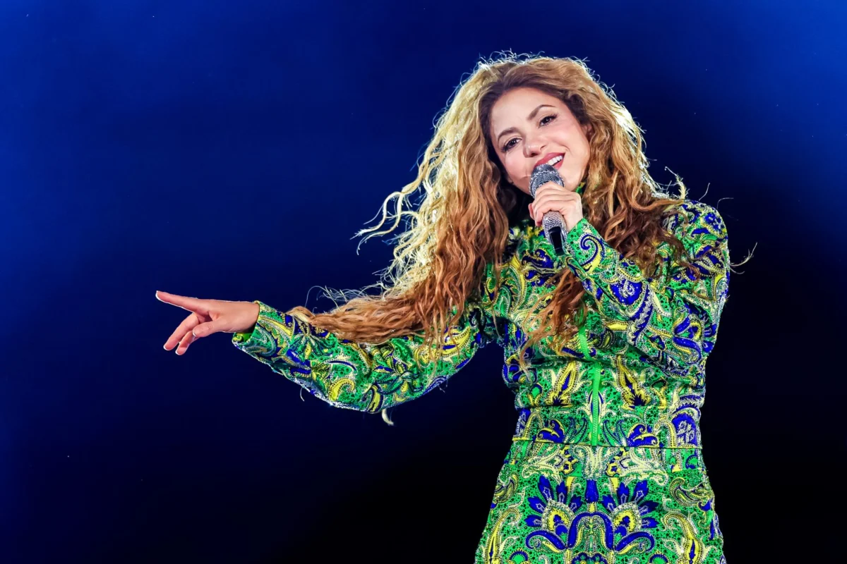 Shakira Honors World Cup Workers, Venezuela Relief Volunteers, and Colombian Small Businesses in NYC