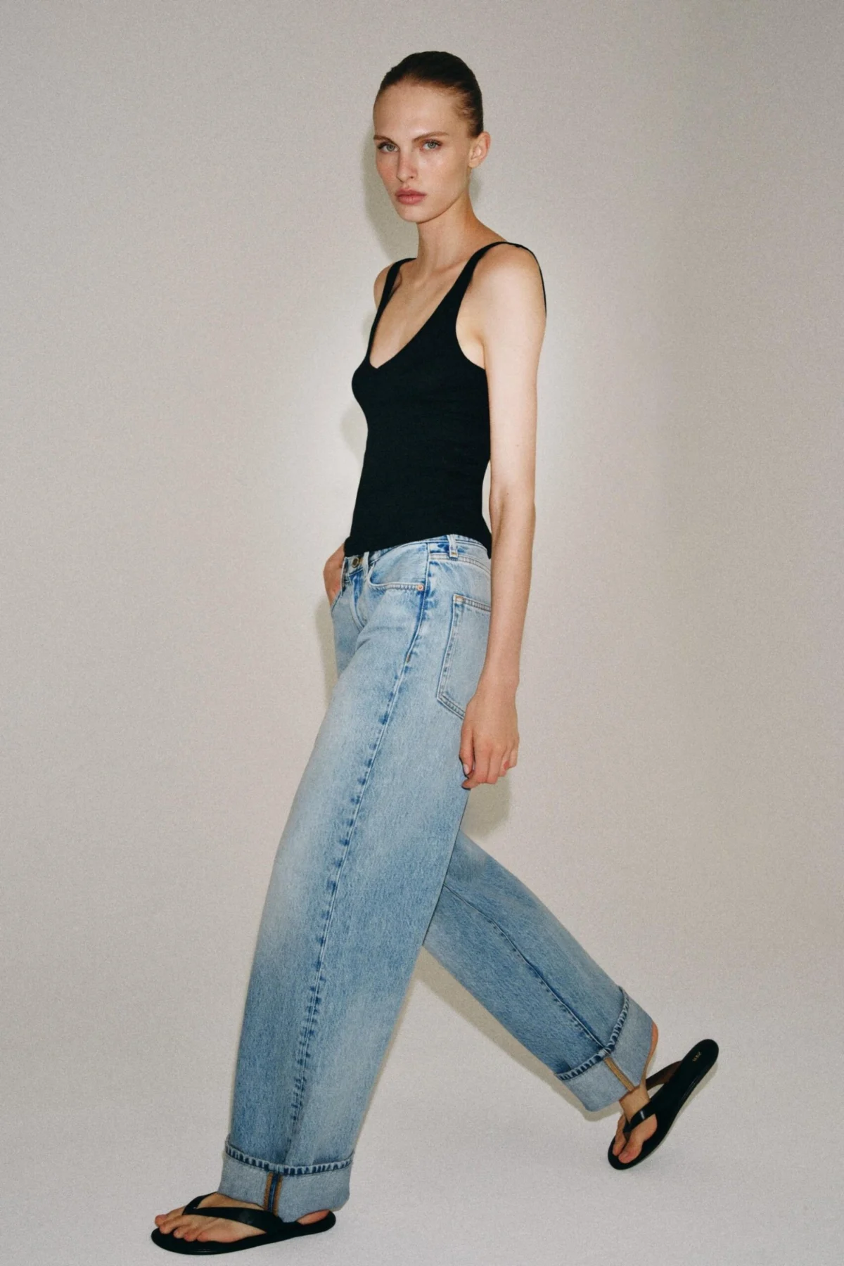 The Return of Cuffed Denim: How Rolled-Hem Jeans Are Defining Summer 2026 Footwear Trends and Global Retail Strategy