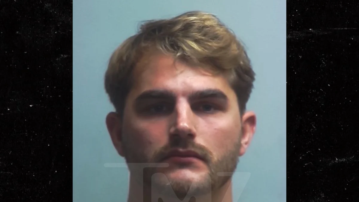 ‘Ultimatum’ Star Blake Robertson Arrested for Allegedly Assaulting GF After Show Filmed