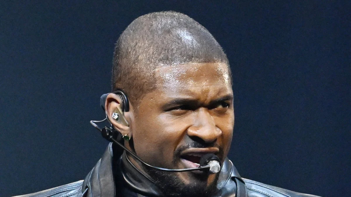 Usher’s Steamy Serenade Gets an Ice-Cold Reaction