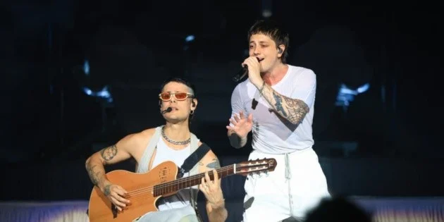 Ca7riel and Paco Amoroso Redefine Live Performance with a Theatrical Spectacle at Auditorio Telmex in Guadalajara