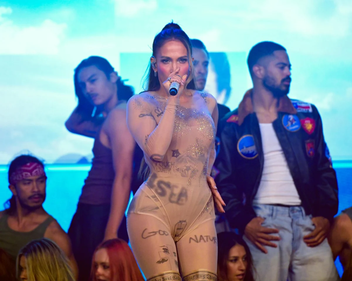 Luann de Lesseps Apologizes to Jennifer Lopez for Lyric Mix-Up on "Ultimate Girls Trip"