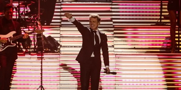 Luis Miguel’s Surprising Return as Coca-Cola’s Official Image Ignites Nostalgia and Reaffirms Enduring Star Power After 35 Years.