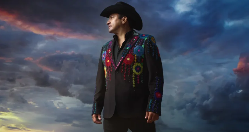 Julián Álvarez Unveils "Ranchero de Corazón," a Mariachi-Infused EP, Marking a Profound Artistic Evolution